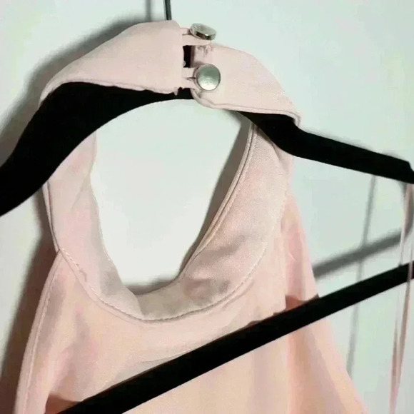 Finders keepers pink halter top - Picture 4 of 9